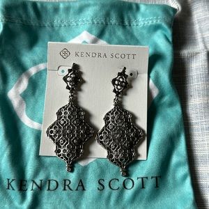 KENDRA SCOTT VINTAGE STATEMENT EARRINGS